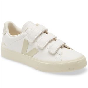 Veja Recife ChromeFree Leather Sneaker